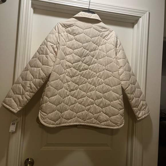 Barbour Leilani Quilted Jacket - Picture 4 of 8